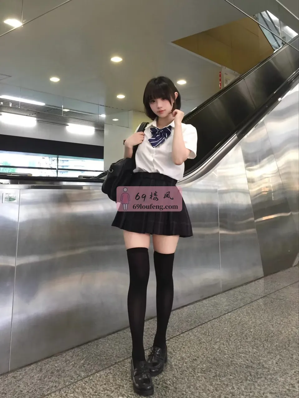 白云美甲店上班小妹第一次下海-灵儿 - 广东-广州 楼凤实拍第2张