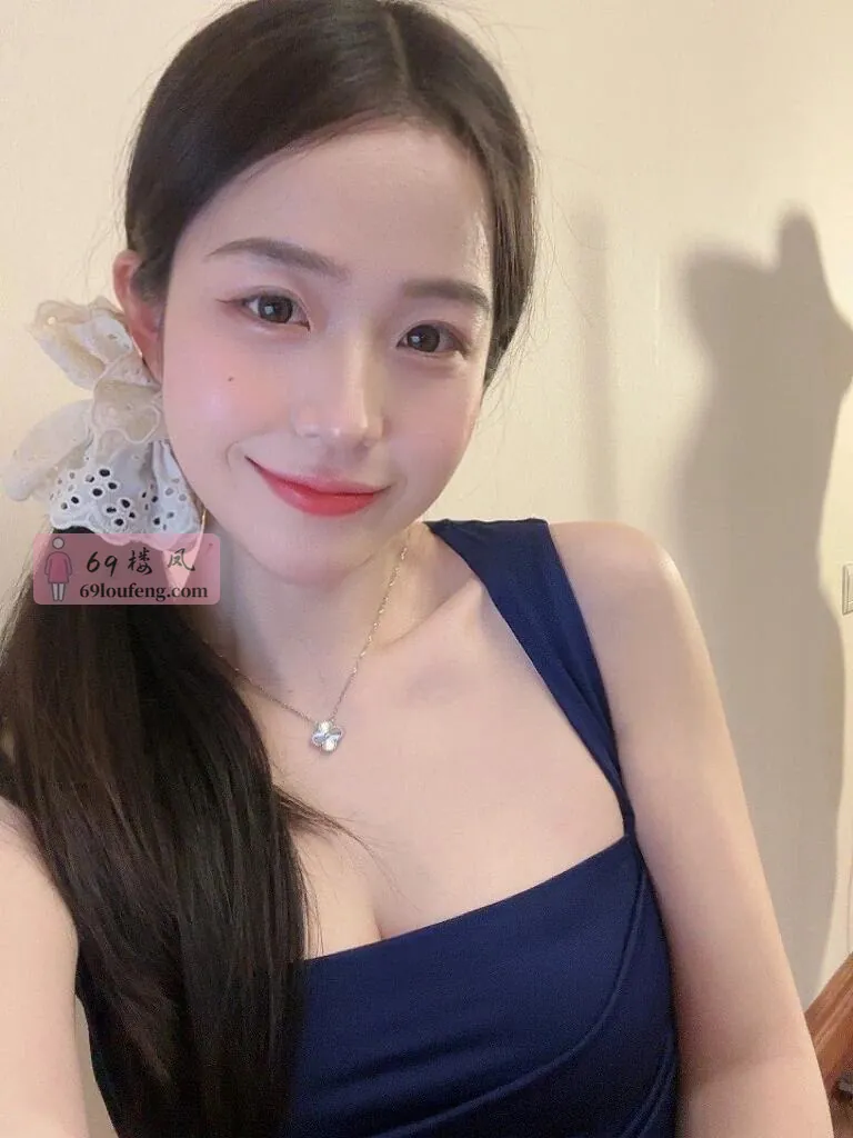 佛山性感风骚少妇居家兼职-璐璐 - 广东-佛山 楼凤实拍第4张