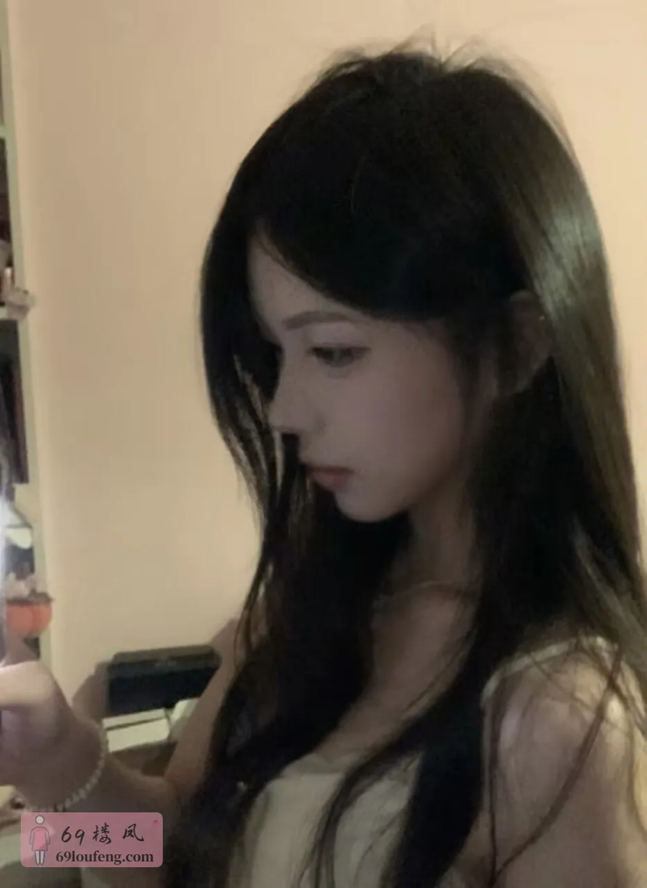 学生妹初开苞三点粉可外出— 芬芬 - 广东-佛山 楼凤实拍第3张