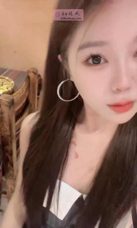 天河区cc - 广东-广州 楼凤实拍第3张