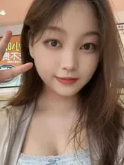 天河女友感甜甜 真实工作室环境 (地点：广东 - 广州)