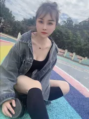 越秀区杨箕御姐沐沐 真实工作室环境 (地点：广东 - 广州)