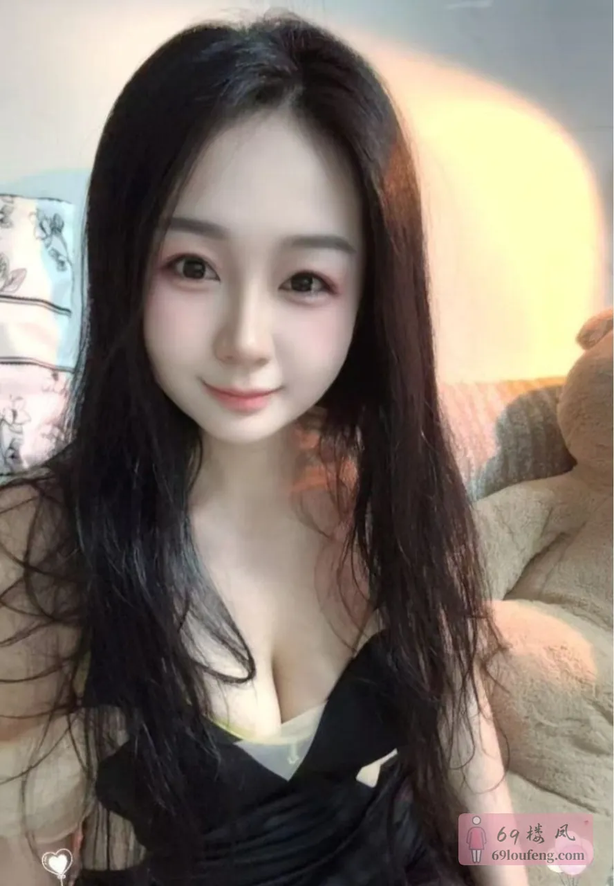 长相甜美的小姐姐 - 广东-佛山 楼凤实拍第2张