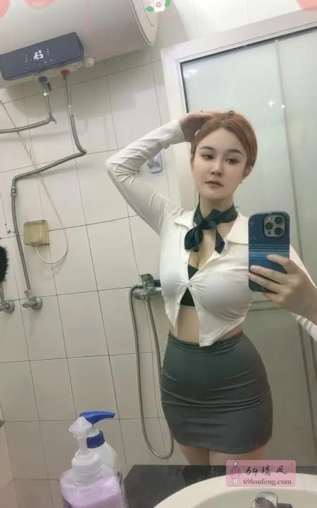 风骚制服美少妇 - 广东-广州 楼凤实拍第2张