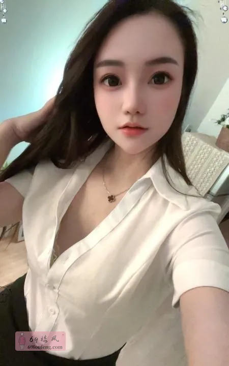白嫩丰满兼职新人 - 湖南-长沙 楼凤实拍第1张