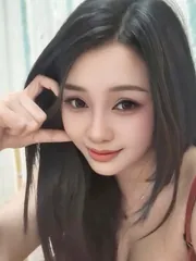 【湖南 - 长沙】巨乳骚货轻熟女 最新实拍图片