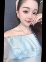 小悦悦 真实工作室环境 (地点：浙江 - 杭州)