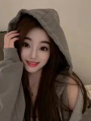 小奶龙 真实工作室环境 (地点：浙江 - 杭州)