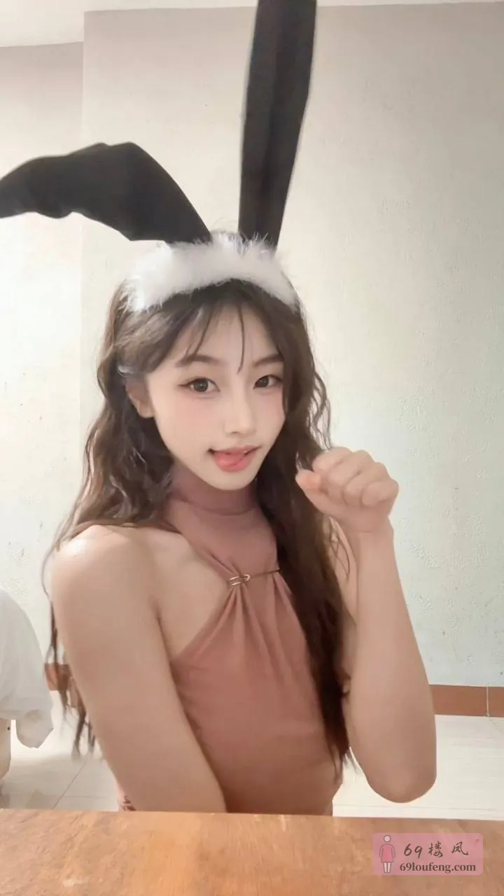 婳婳 - 浙江-杭州 楼凤实拍第3张