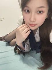 微笑 真实工作室环境 (地点：浙江 - 杭州)