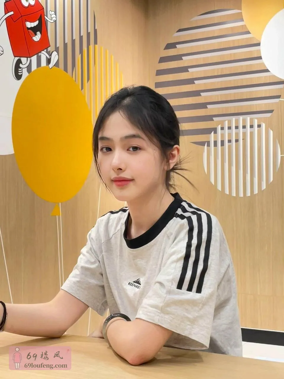 范爷 - 香港-油尖旺區 楼凤实拍第2张