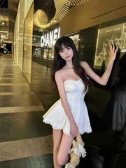 小薇 现场拍摄照片 (香港 - 油尖旺區)