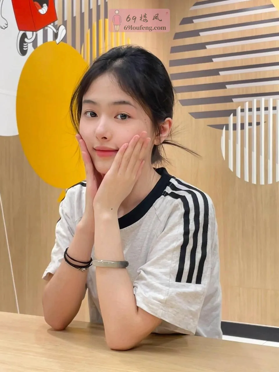 范爷 - 香港-油尖旺區 楼凤实拍第3张