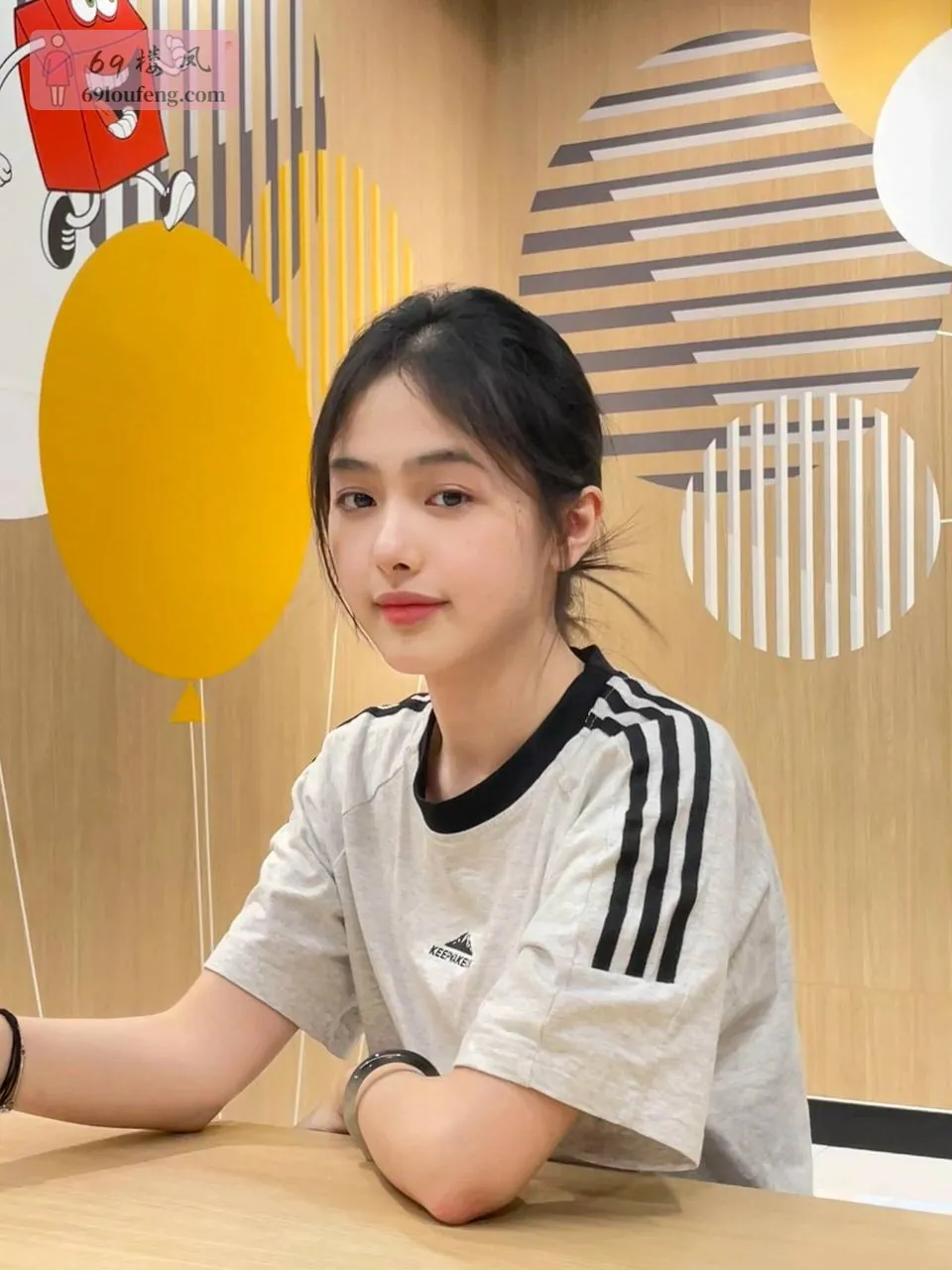 范爷 - 香港-油尖旺區 楼凤实拍第2张