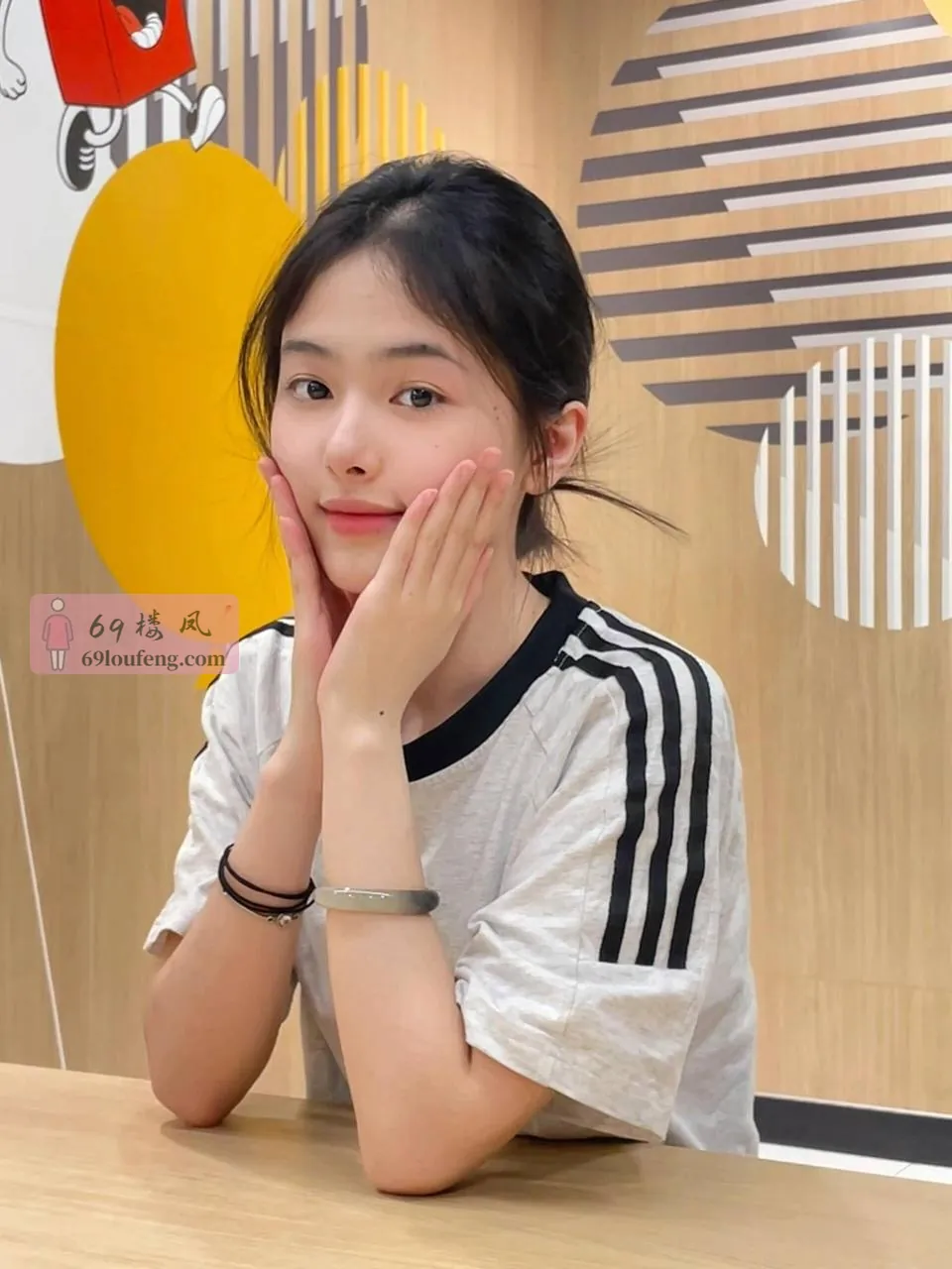 范爷 - 香港-油尖旺區 楼凤实拍第3张