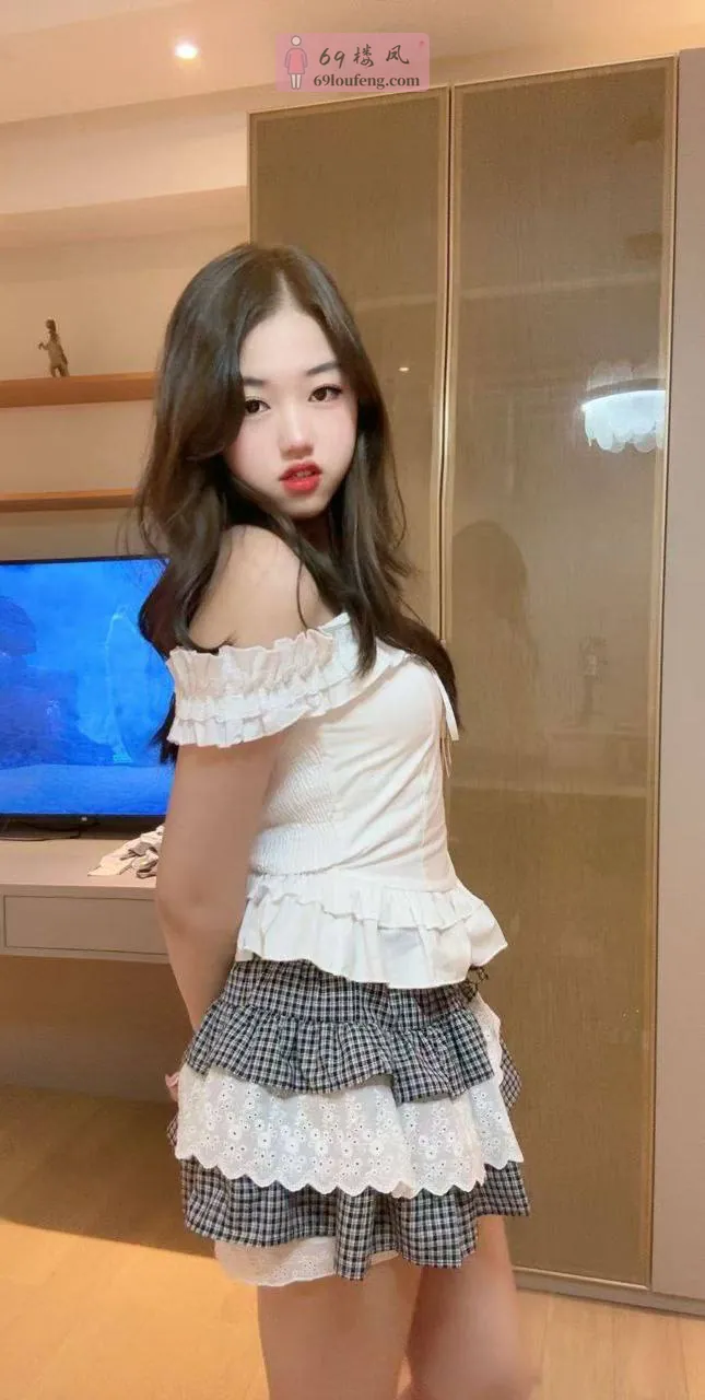 菲儿 - 江苏-南京 楼凤实拍第5张