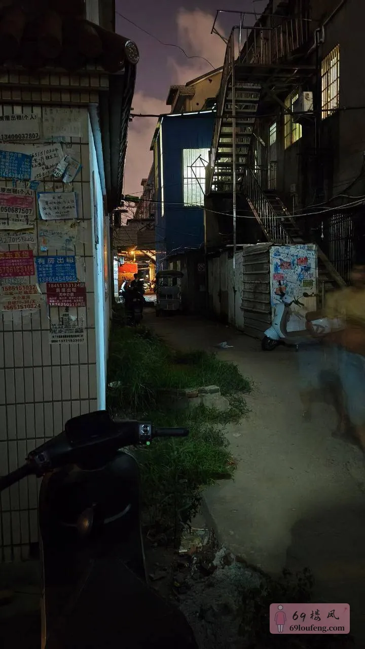 永康诊所旁边巷子进去就是 - 江苏-无锡 楼凤实拍第1张