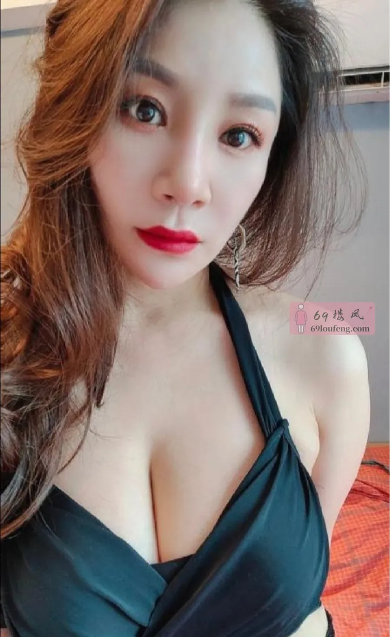 金水区性感巨乳轻熟少妇 - 河南-郑州 楼凤实拍第1张