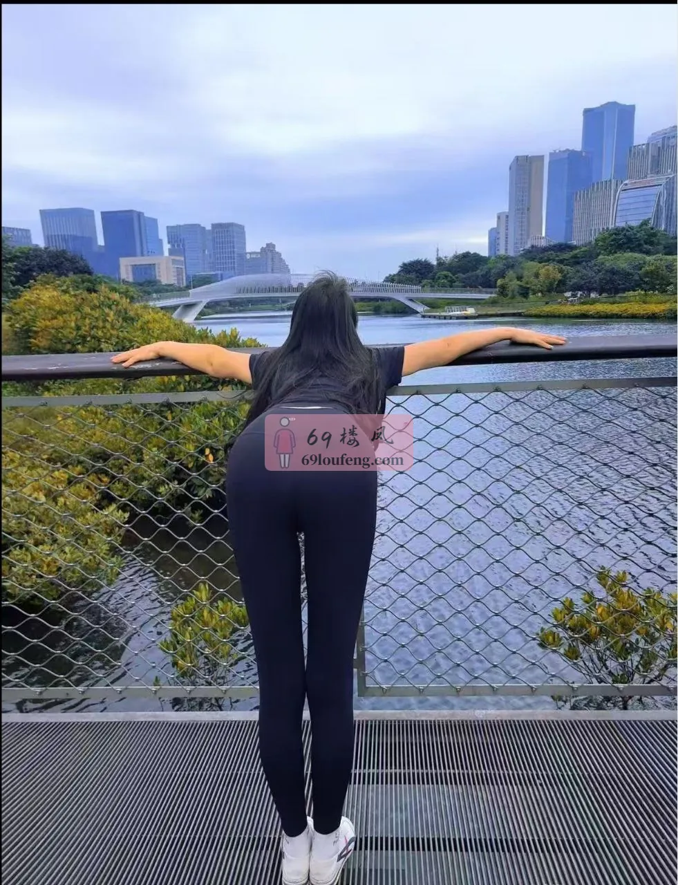 肉丝美臀娇娘 - 广东-深圳 楼凤实拍第1张