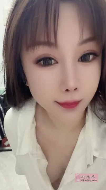 龙华大胸小白 - 广东-深圳 楼凤实拍第1张