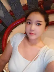 广东 - 深圳 楼凤圈口碑推荐：甜美丰臀御姐 照片