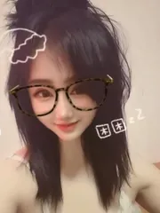 大胸美女希恩 广东 - 深圳线下实拍无遮挡