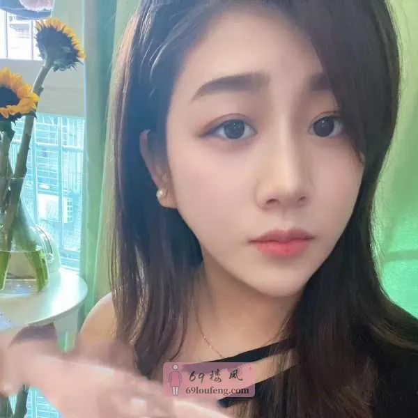 龙华文儿 - 广东-深圳 楼凤实拍第1张