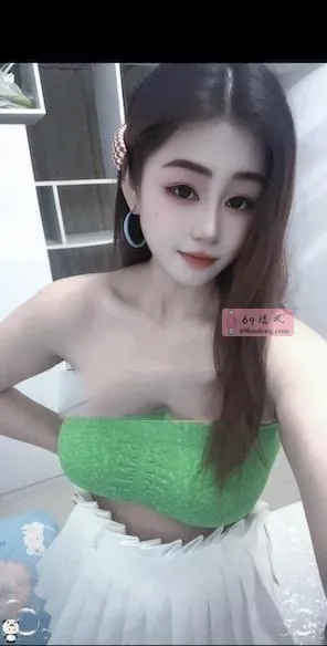 颜值大波童颖儿 - 广东-深圳 楼凤实拍第4张