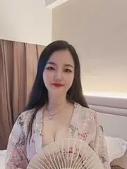 广东 - 深圳 附近最火老师 大奶御姐媛媛 照片墙