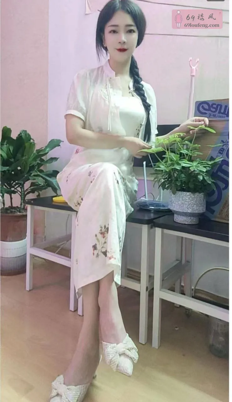 御姐骚丝九月 - 广东-深圳 楼凤实拍第2张