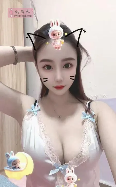 苗条温柔性感妹子 - 湖北-武汉 楼凤实拍第1张