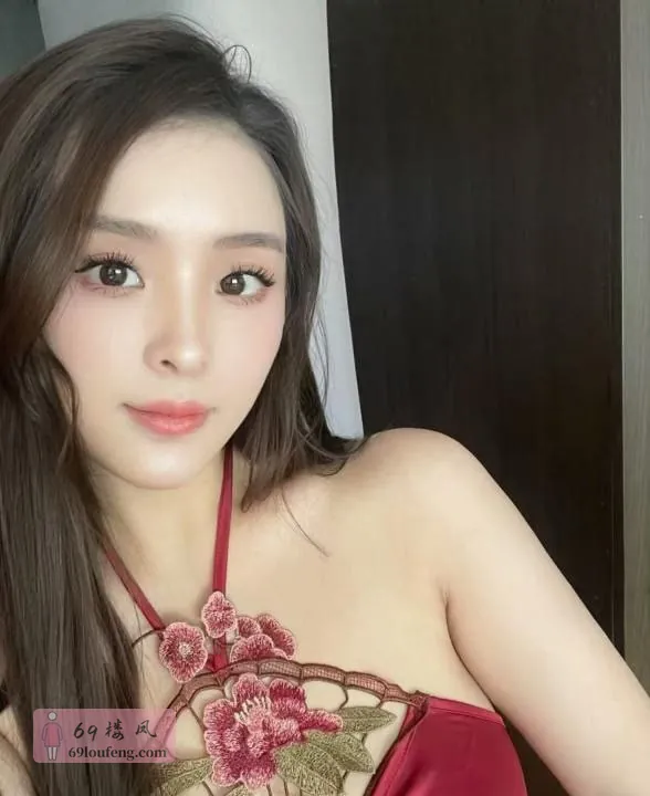 高挑风骚巨乳小米粒 - 湖北-武汉 楼凤实拍第1张