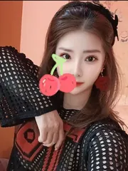 湖北 - 武汉 宅男福利推荐：汉口翘臀熟女小美 实景