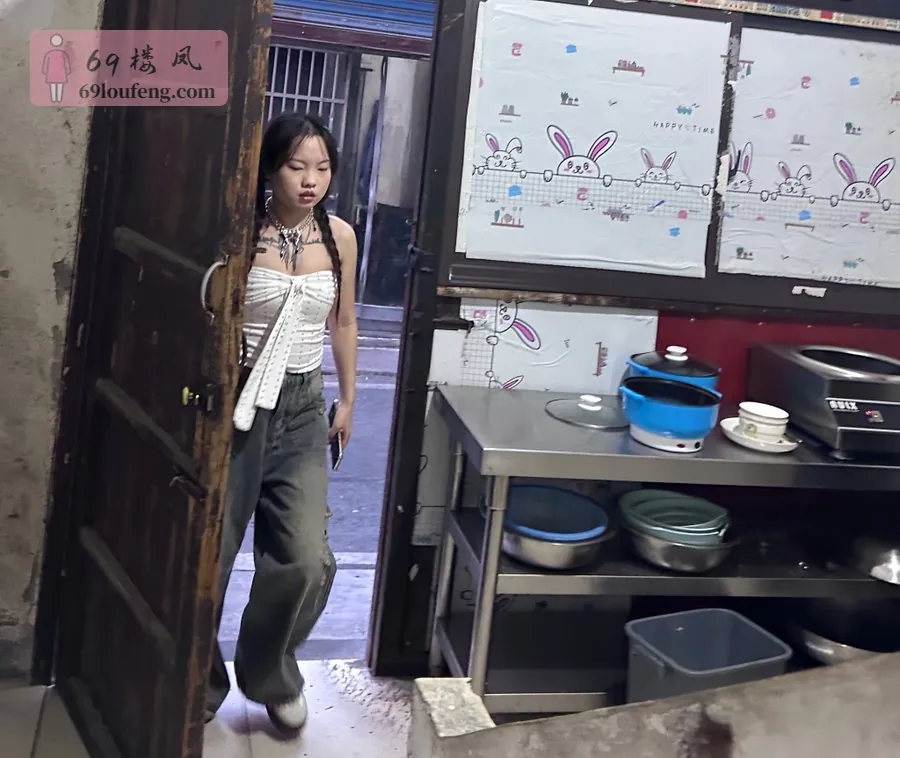 无锡新区站出来 - 江苏-无锡 楼凤实拍第1张