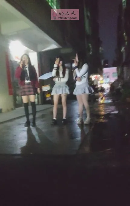 铜山师大步行街往东拐进去的一条街全是 - 江苏-徐州 楼凤实拍第1张