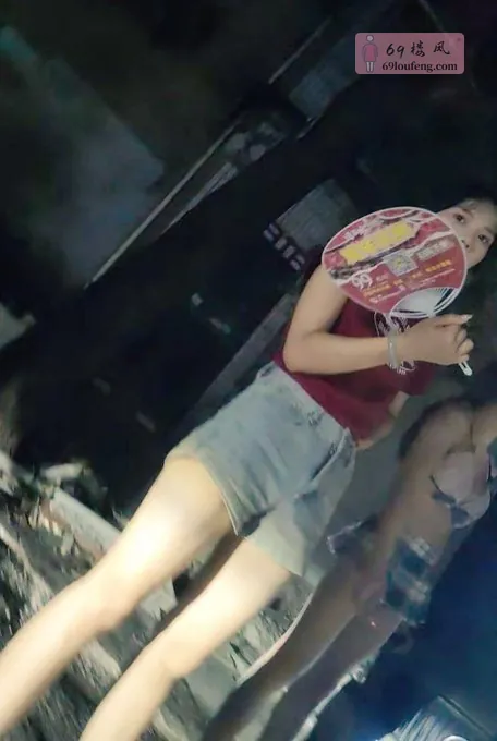 黄巷站旁边老小区临街 - 江苏-无锡 楼凤实拍第1张