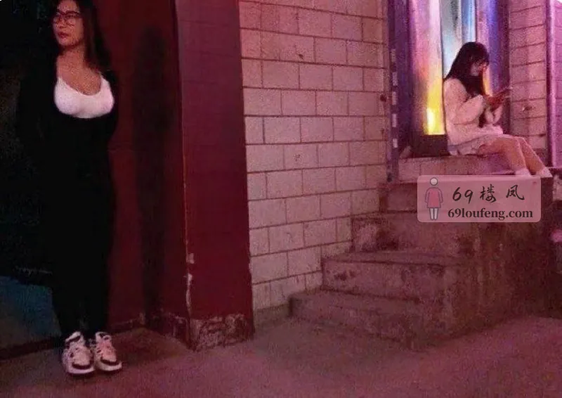 广州南沙黄阁东里村站街 - 广东-广州 楼凤实拍第1张