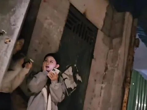 王家桥-夜晚小巷子 云南-昆明 快餐按摩店现场实拍