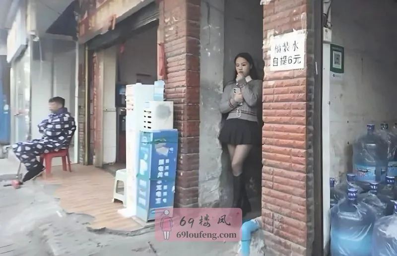 贵州贵阳鸡场街探路 - 贵州-贵阳 楼凤实拍第1张