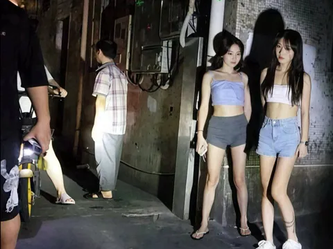 晚上6点先到玉溪路扫了扫好多疗店里的嫂孑 湖南-怀化 按摩小店实拍