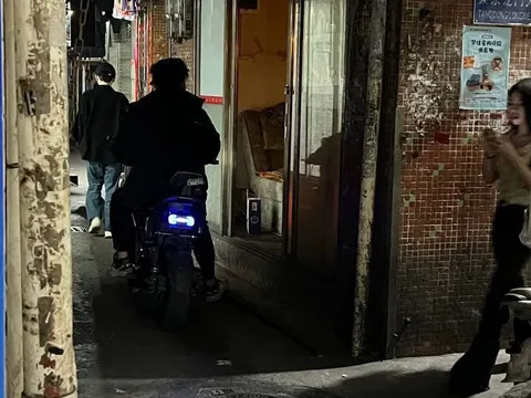 棠东龙门大街近期出现七八个嫩妹了 广东-广州 发廊按摩拍图