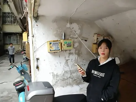 顺着占杨村西侧走过去 河南-郑州 快餐服务实景图