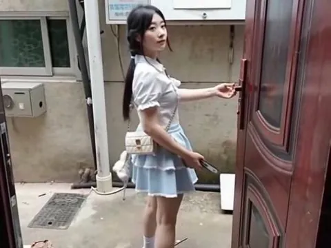 一个06年的学妹 - 上海 快餐扫街实拍