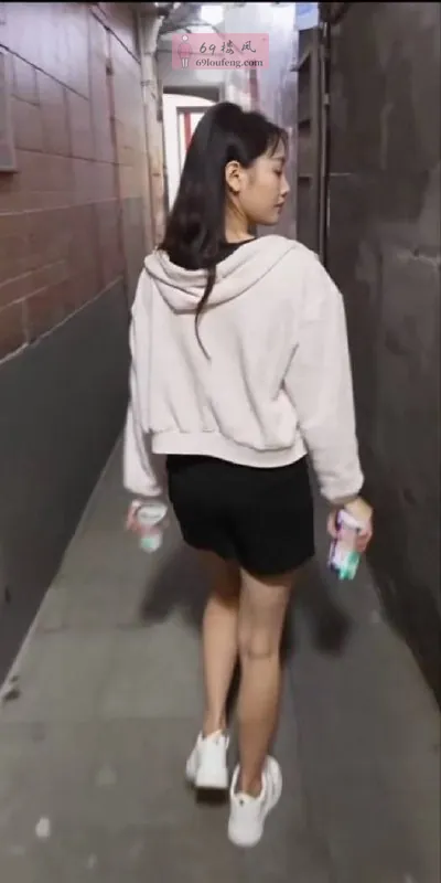 广州还是权威的随便走走暗巷都有 - 广东-广州 楼凤实拍第1张