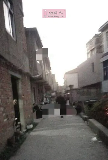姚公庙地铁站A口出来 - 安徽-合肥 楼凤实拍第1张