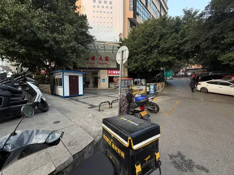 野水沟导航图一儿童医院跟着图片走（就在儿 重庆 狼友扫街偷拍