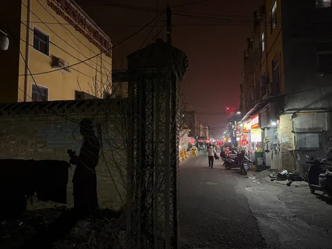 东辛店村导航图中位置往图方向走就站在路边 北京 快餐按摩店现场实拍