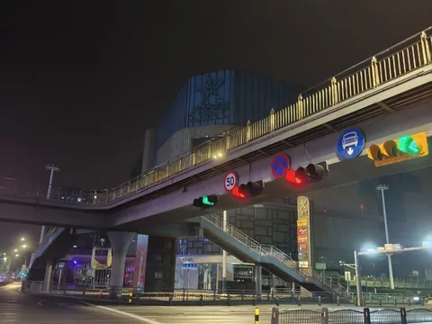 浙江-嘉兴 实探狼友说的八佰伴商城以北 站街女实拍图