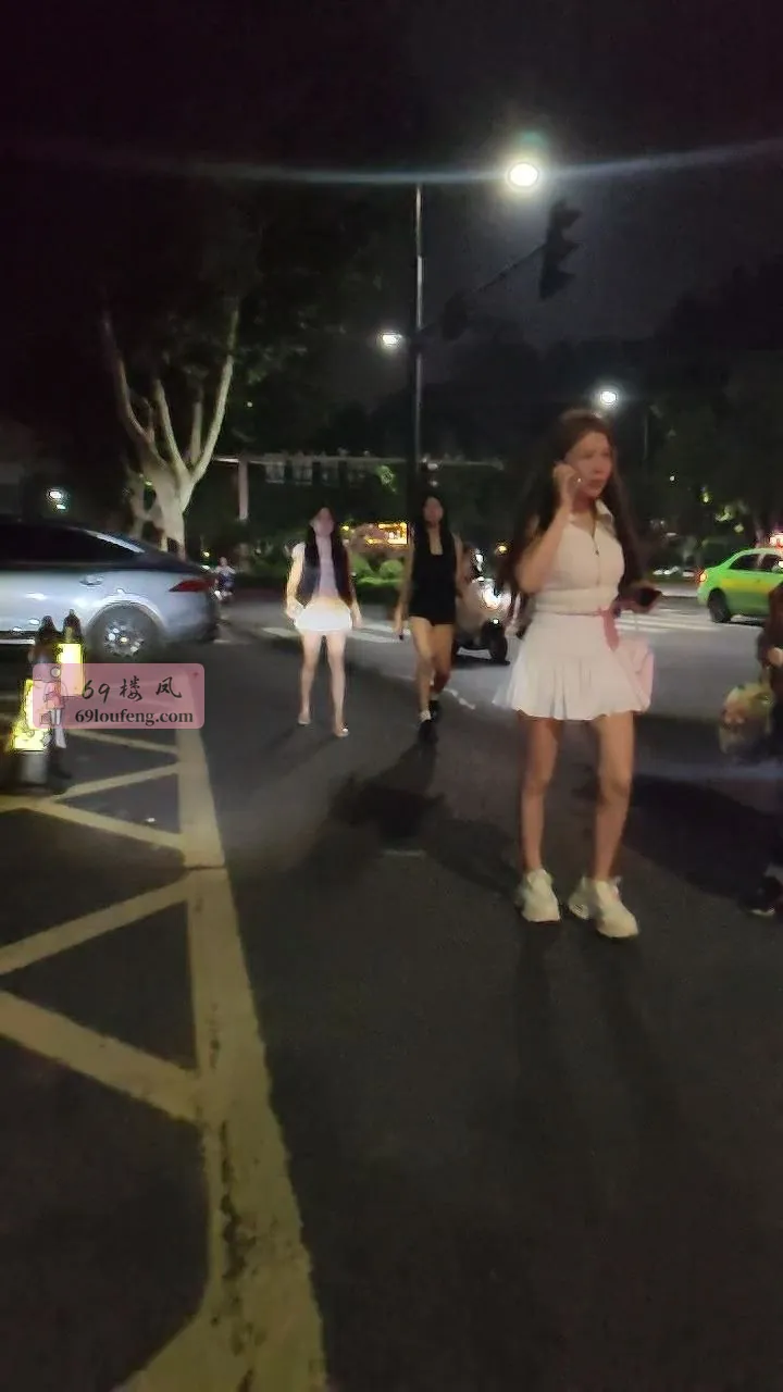 文靖路上的应召女,一起打车走了 - 江苏-南京-江宁区 楼凤实拍第1张