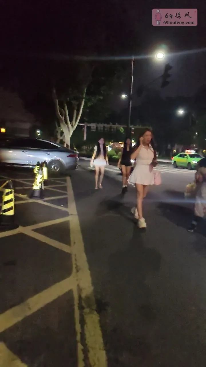 文靖路上的应召女,一起打车走了 - 江苏-南京-江宁区 楼凤实拍第4张
